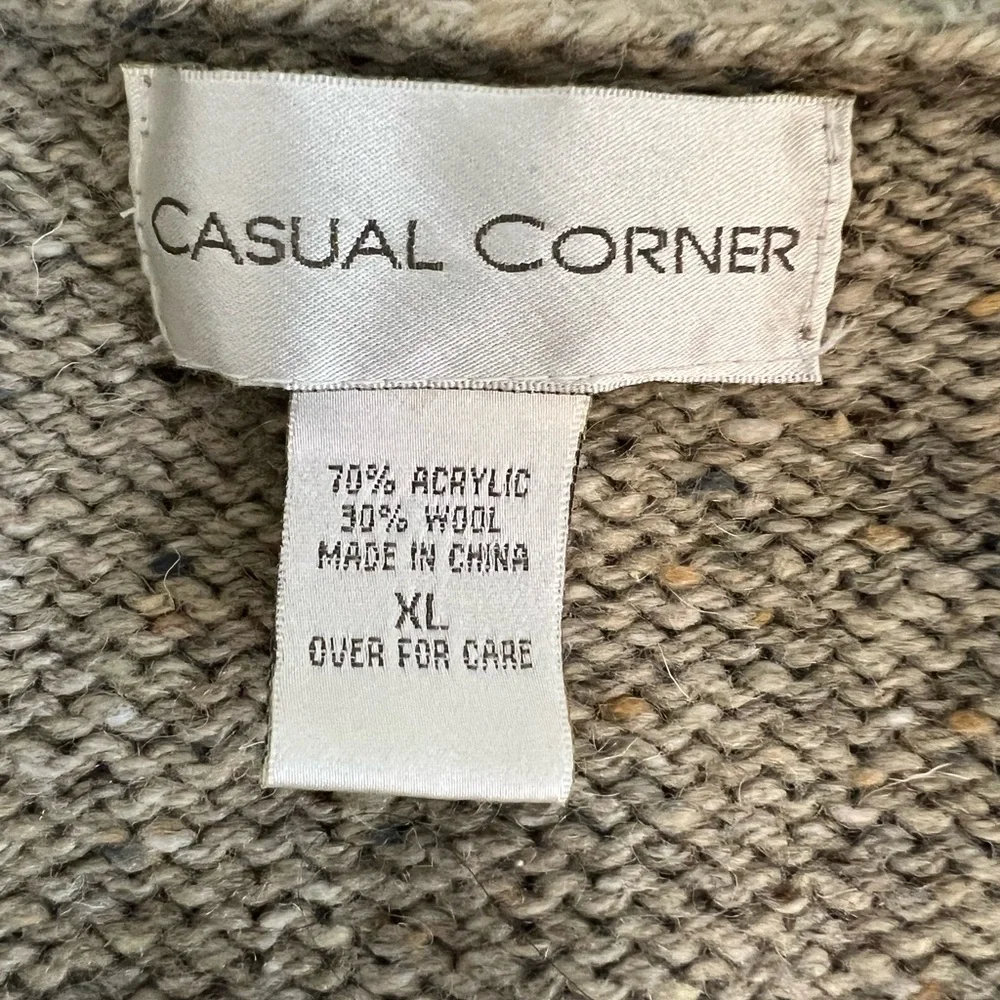 Vintage 80s Casual Corner Floral Long cardigan sweater size XL wool blend